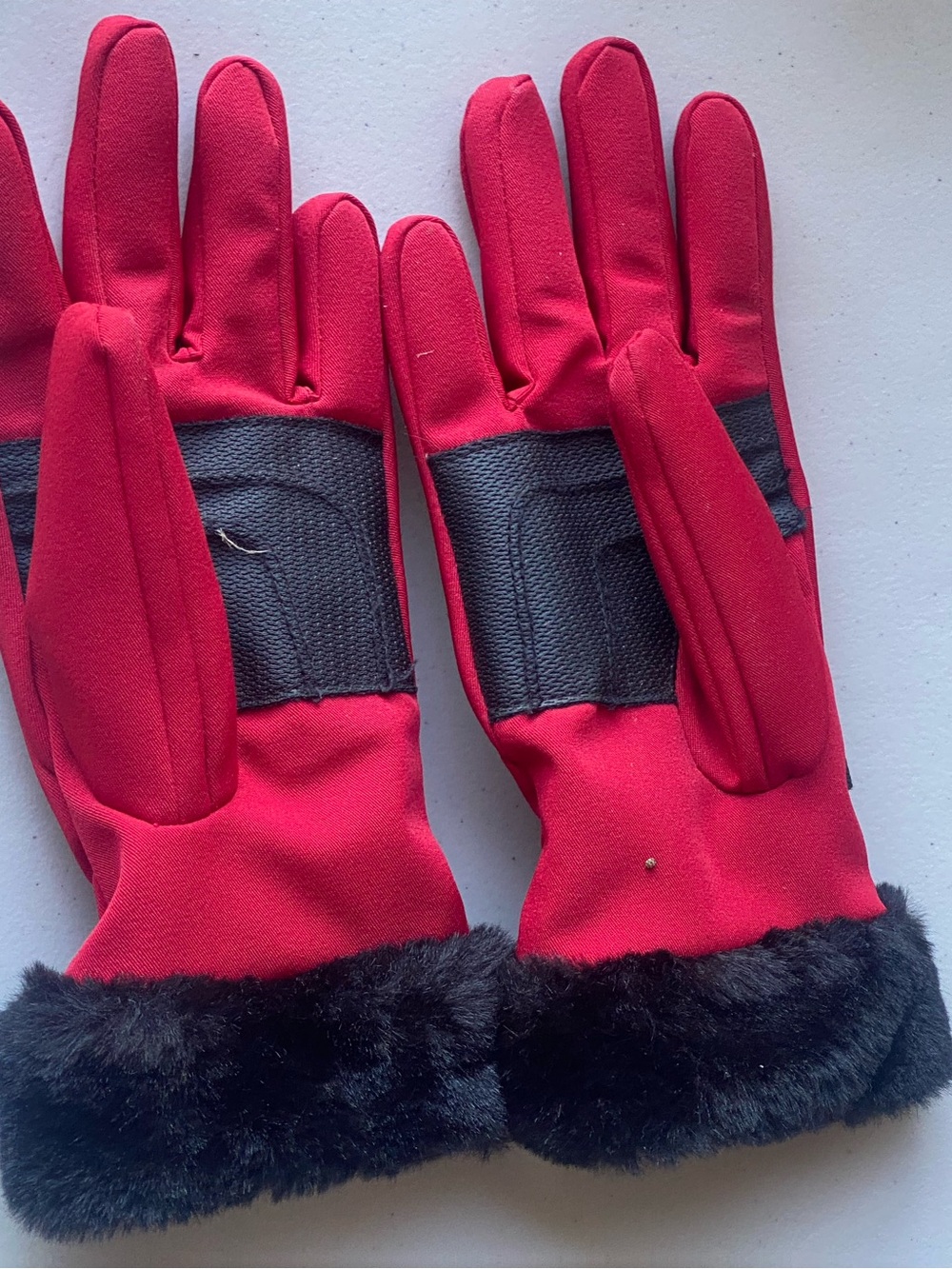 Head Women’s Red Faux Fur Cuff Winter Gloves Size Small